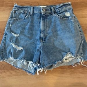 A&F CURVE LOVE MOM SHORT